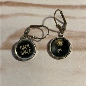 Unique! Vintage Typewriter Key Earrings